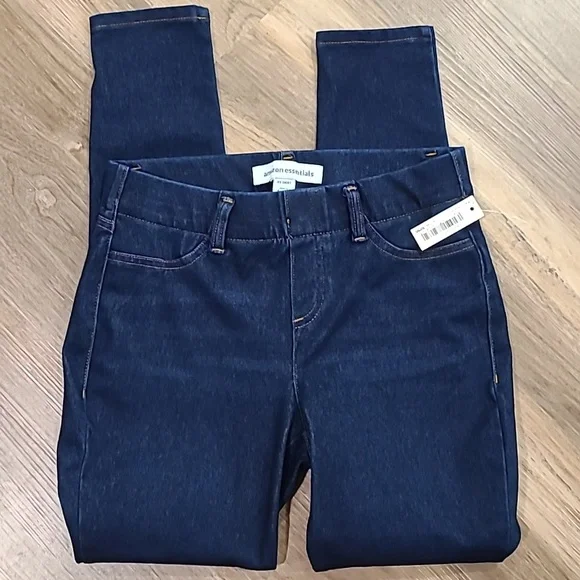 Amazon Essentials Women's Skinny Stretch Knit Jegging - Picture 7 of 12